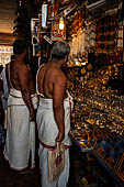 The great Chola temples of Tamil Nadu - The Sri Ranganatha Temple of Srirangam. Pilgrims visiting the temple.